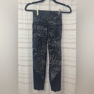 Lululemon crop leggings